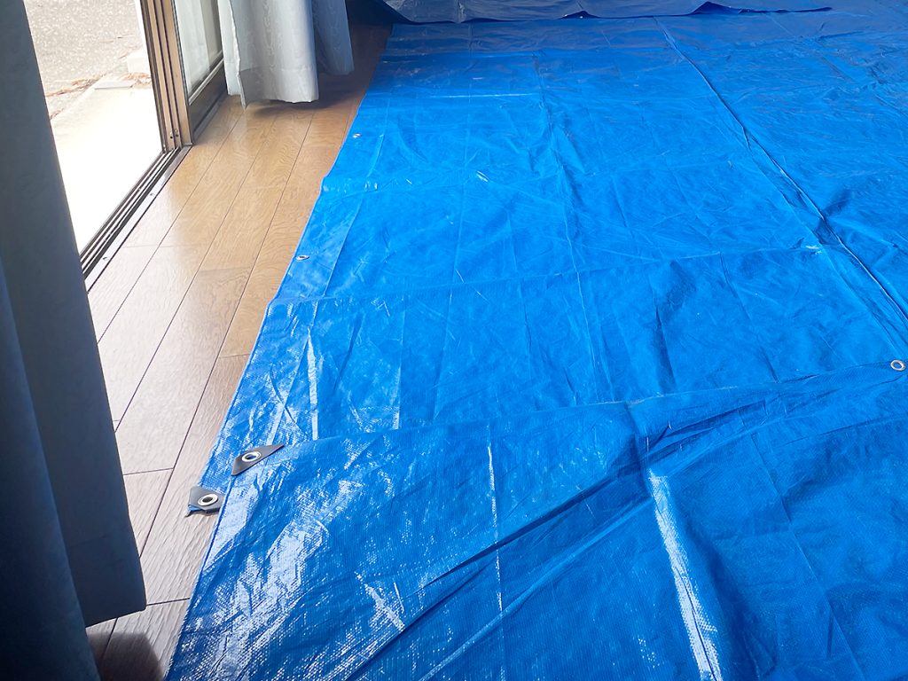 小鳥いい友クラブ会場設営ブルーシート