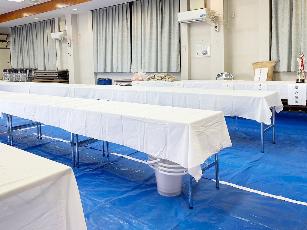 小鳥いい友クラブ会場設営テーブルクロス